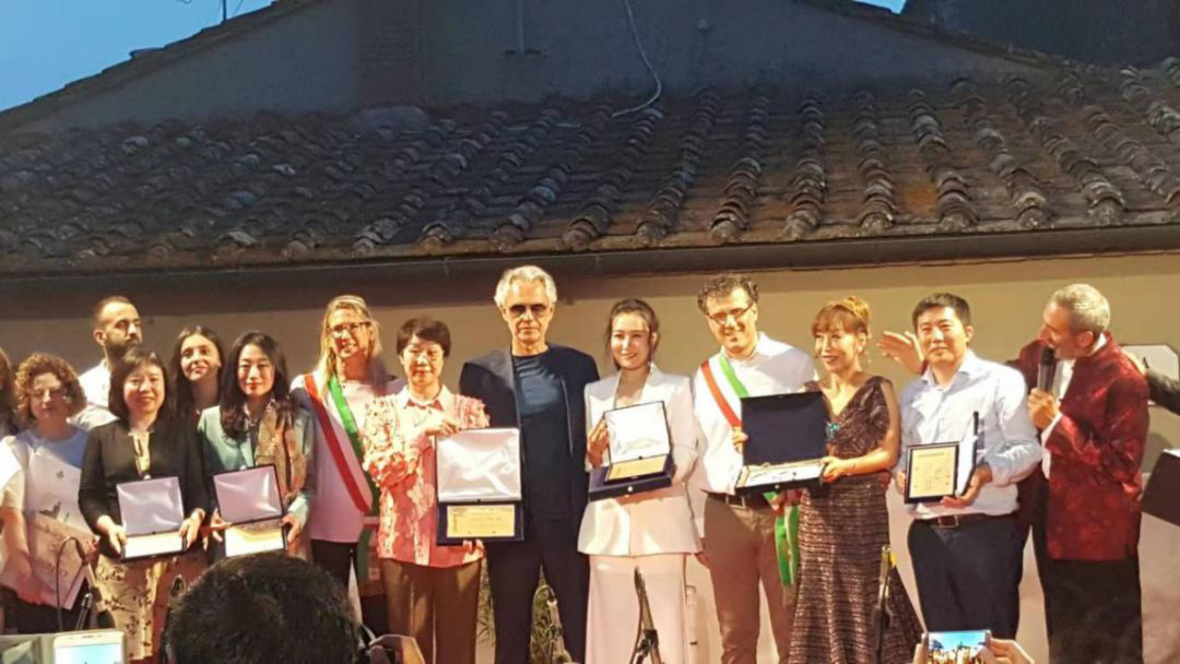 芬享艺术家——女高音歌唱家姚建蓉在达芬奇故乡用歌声致敬大师(图3)