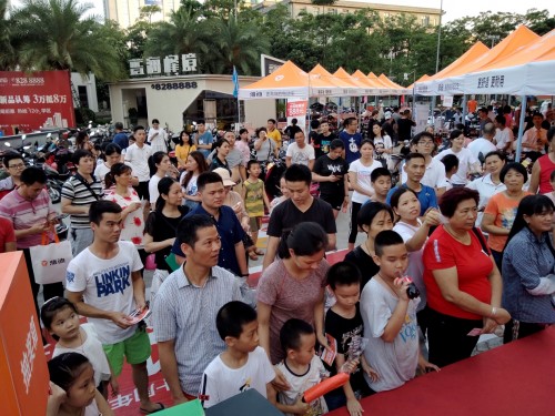 平均每天卖出1.3万台  雅迪霸榜市场 荣登中国民营企业500强(图3)