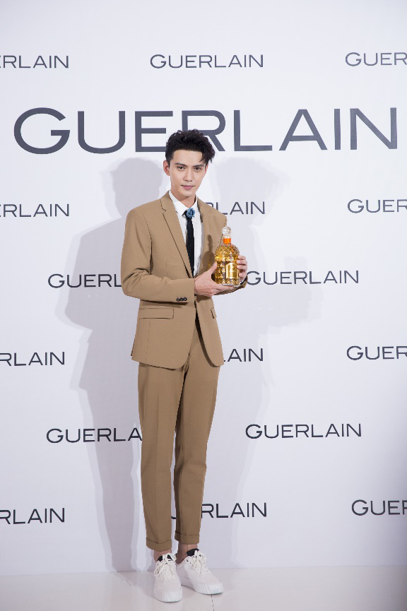 品王者之香 赏蜂姿彩瓶 法国娇兰携品牌挚友徐正溪盛大揭幕杭州精品香水展(图3)