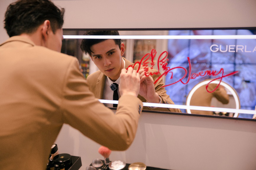 品王者之香 赏蜂姿彩瓶 法国娇兰携品牌挚友徐正溪盛大揭幕杭州精品香水展(图6)