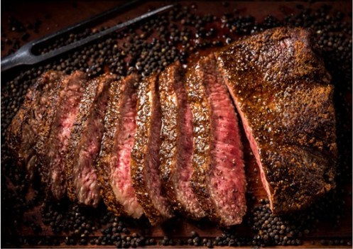 好评如潮年营收过亿，牛排家凭什么俘获客人的心(图2)