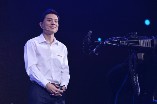 布局未来十年 李彦宏让百度先“健身”(图4)