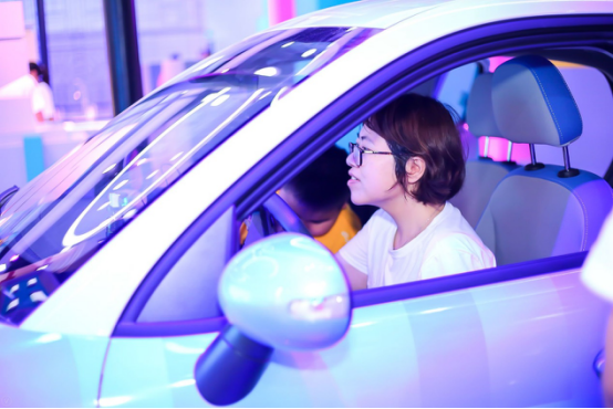 腾讯发起Light计划,优图VisionSeed全面输出软硬件AI能力(图2) 腾讯发起Light计划,优图VisionSeed全面输出软硬件AI能力(图2)