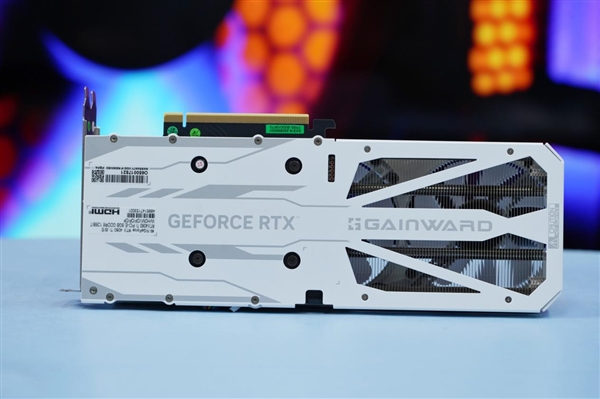 纯白外壳淡雅清新！耕升RTX 4060 Ti踏雪显卡图赏(图7)