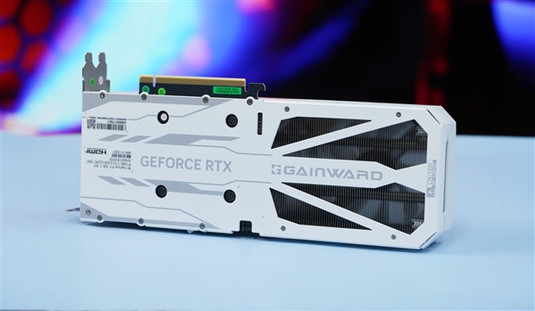 纯白外壳淡雅清新！耕升RTX 4060 Ti踏雪显卡图赏(图8)