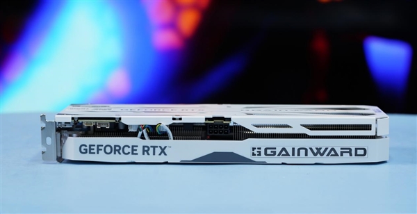 纯白外壳淡雅清新！耕升RTX 4060 Ti踏雪显卡图赏(图10)