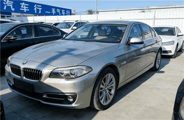 男子买二手宝马被调表20万公里!法院判车商退一赔三 共退赔58万元(图1) 男子买二手宝马被调表20万公里!法院判车商退一赔三 共退赔58万元(图1)