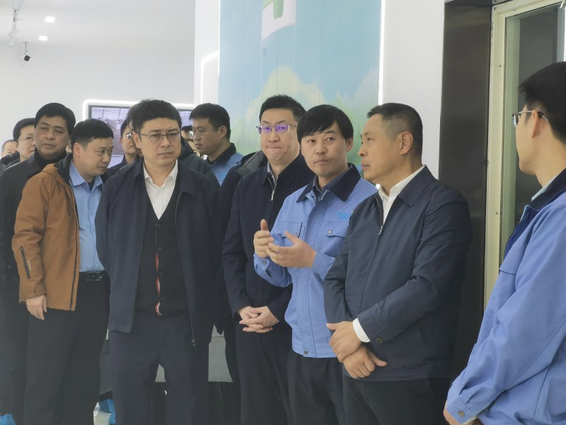 国家市场监管总局特殊食品司陈健一行莅临贝特佳,开展婴幼儿配方乳粉生产调研(图1) 国家市场监管总局特殊食品司陈健一行莅临贝特佳,开展婴幼儿配方乳粉生产调研(图1)